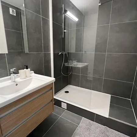 Flexliving - - Lecourbe Paryż